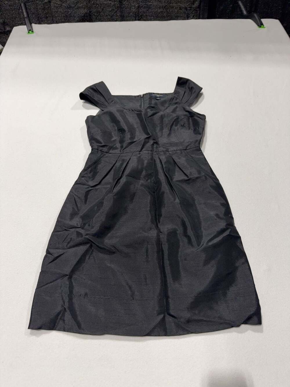 Banana Republic Black Pleated Cap Sleeve Dress Size 2P